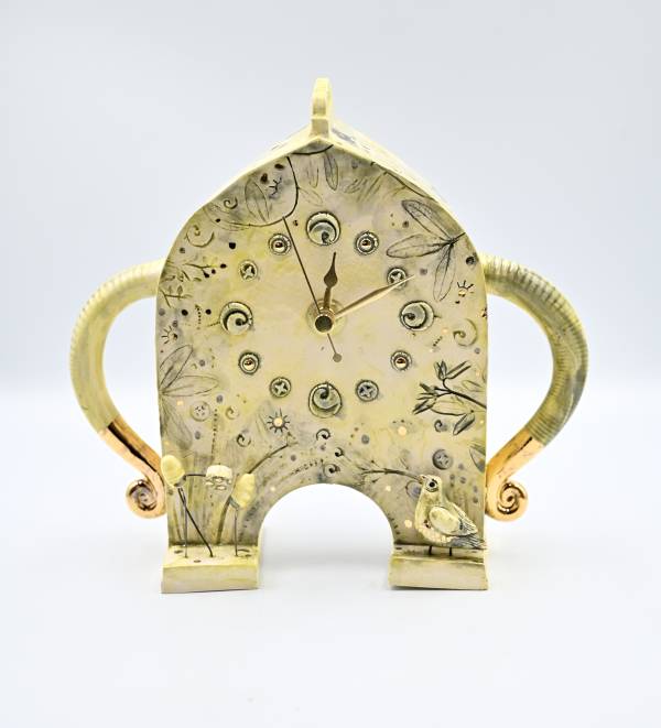 - a Ceramic by Sarah McCormack, measuring 18 x 18 cm (H x W) £195